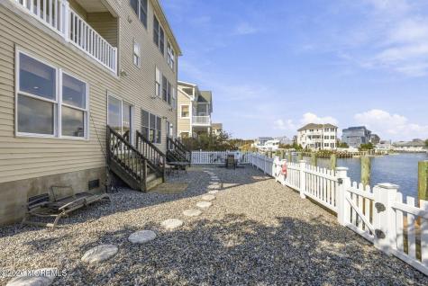 243 Dogwood Drive Bayville NJ 08721