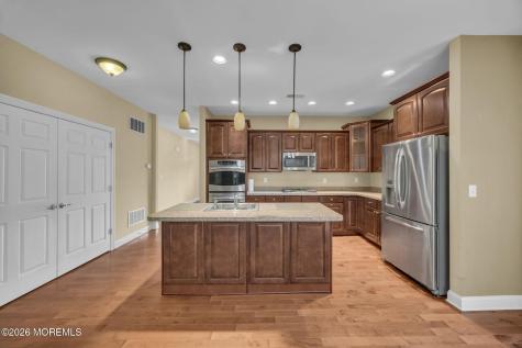 37 Kingston Drive Jackson NJ 08527