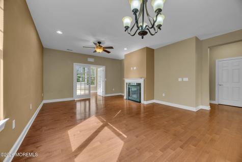 37 Kingston Drive Jackson NJ 08527