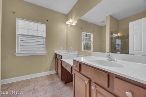37 Kingston Drive Jackson NJ 08527