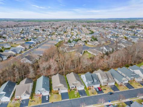 37 Kingston Drive Jackson NJ 08527