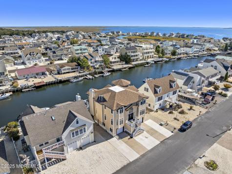 19 Maryland Road Little Egg Harbor NJ 08087