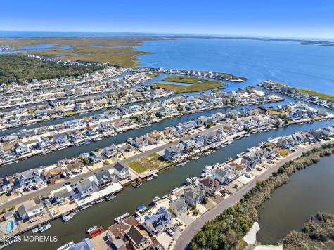 19 Maryland Road Little Egg Harbor NJ 08087