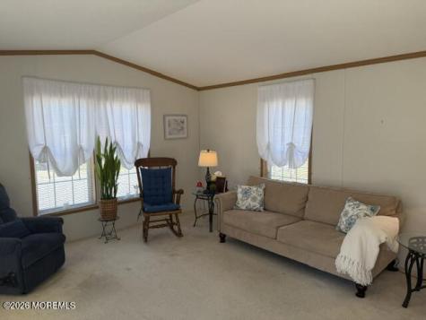 21 Bluebird Lane Whiting NJ 08759