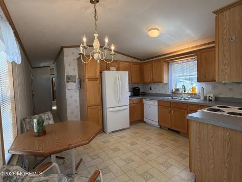 21 Bluebird Lane Whiting NJ 08759