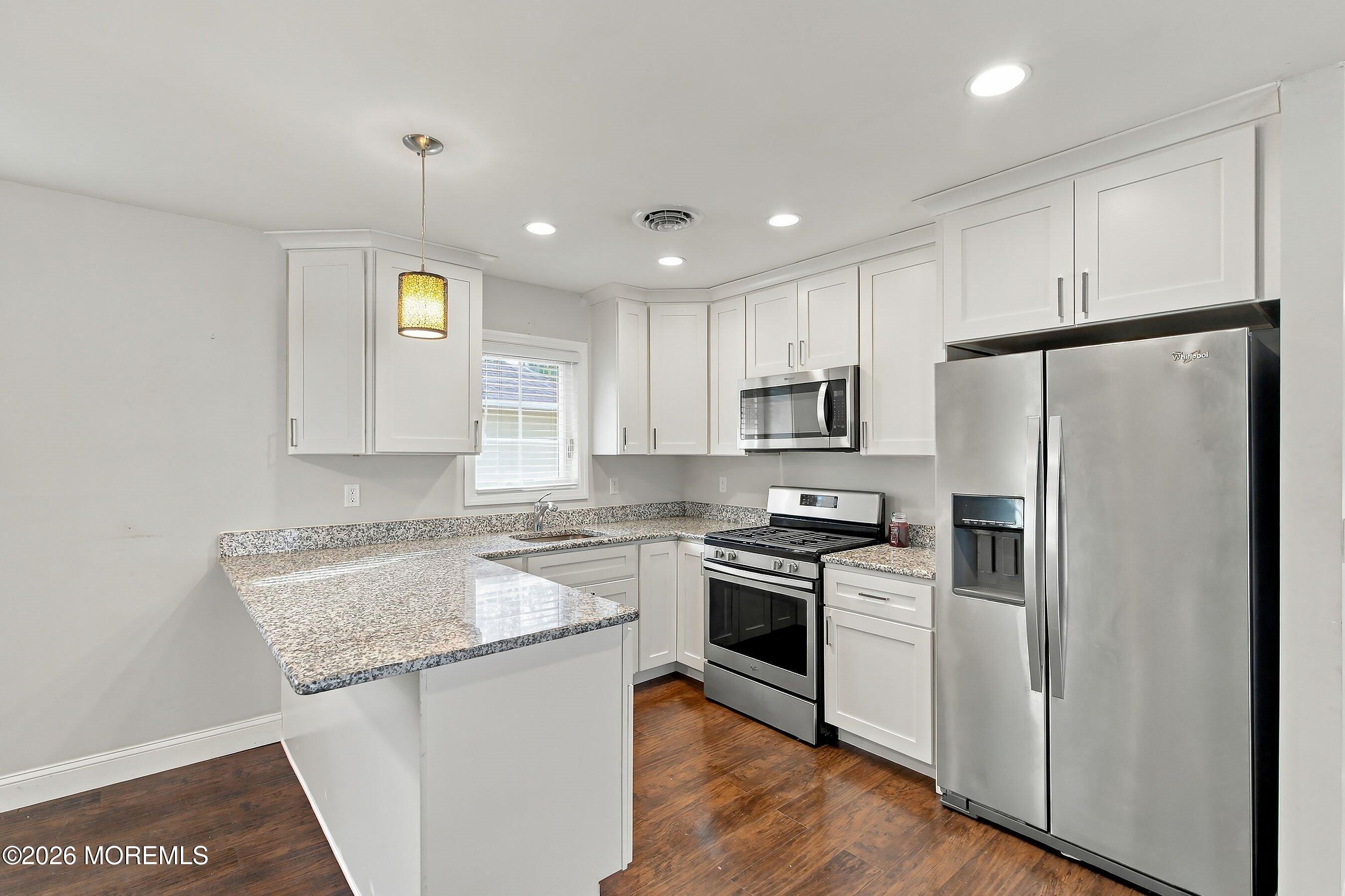 2137 Mount Hood Lane Toms River NJ 08753