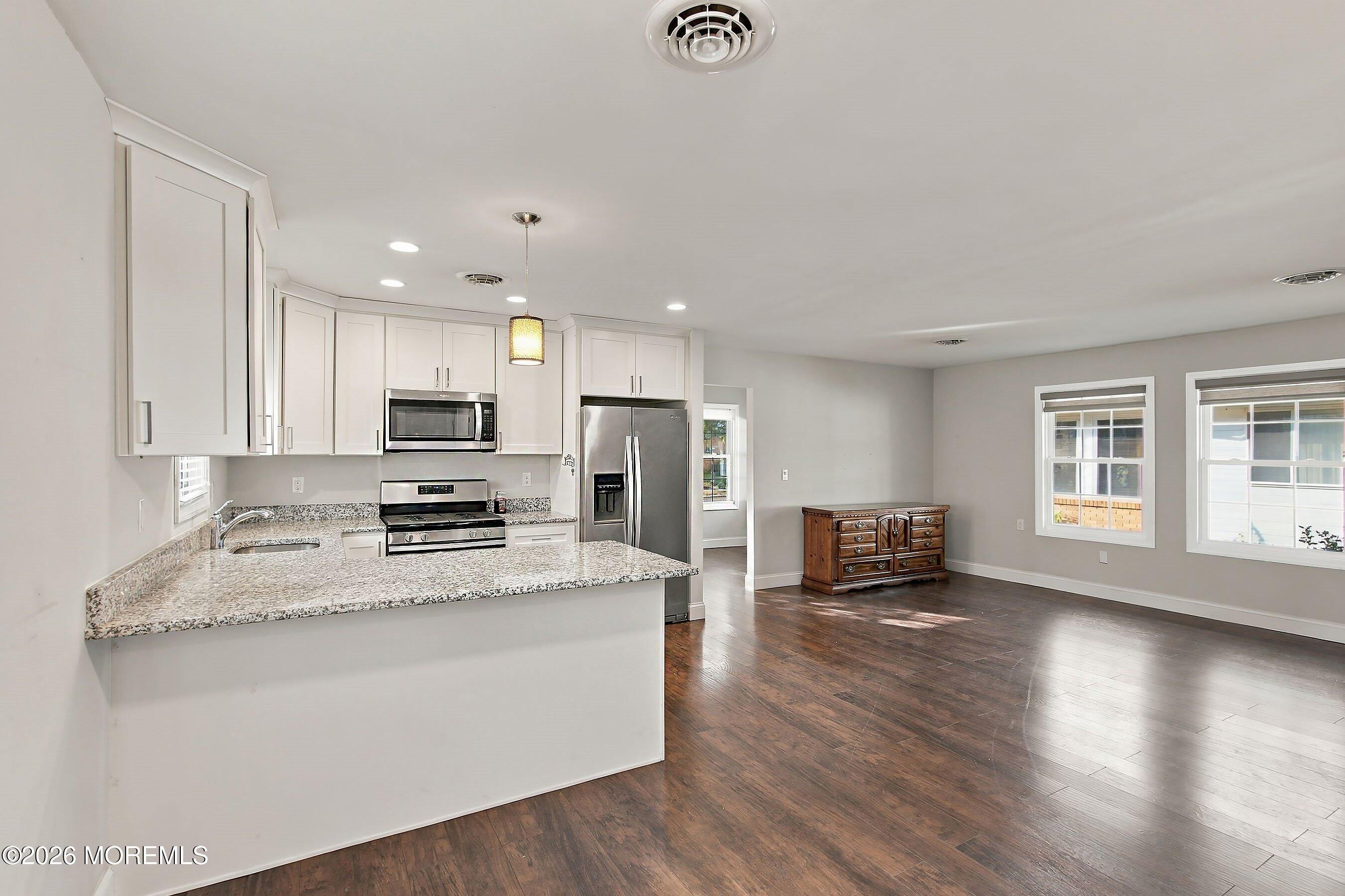 2137 Mount Hood Lane Toms River NJ 08753