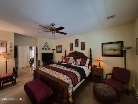 18 Fieldstone Court Whiting NJ 08759