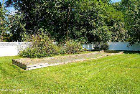 83 Swimming River Road Lincroft NJ 07738