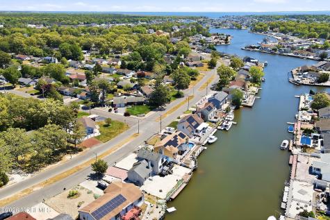 15 Parkers Point Boulevard Forked River NJ 08731