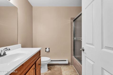 912B Dumbarton Drive Lakewood NJ 08701