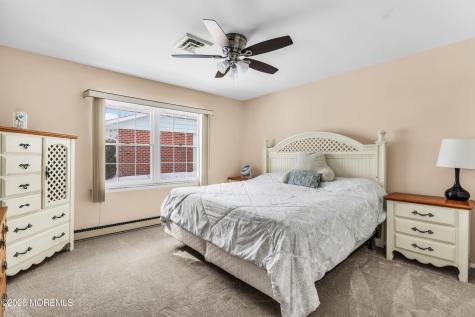 912B Dumbarton Drive Lakewood NJ 08701