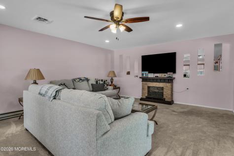 912B Dumbarton Drive Lakewood NJ 08701