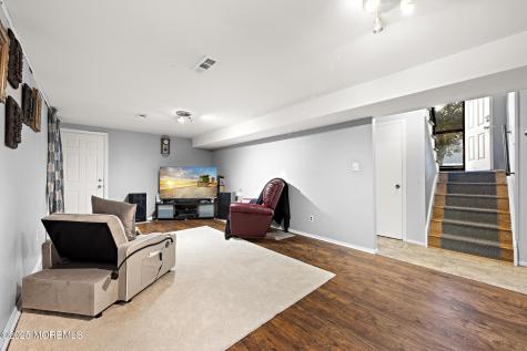 28 Salem Hill Road Howell NJ 07731