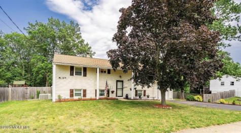 28 Salem Hill Road Howell NJ 07731