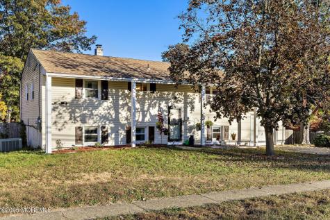 28 Salem Hill Road Howell NJ 07731