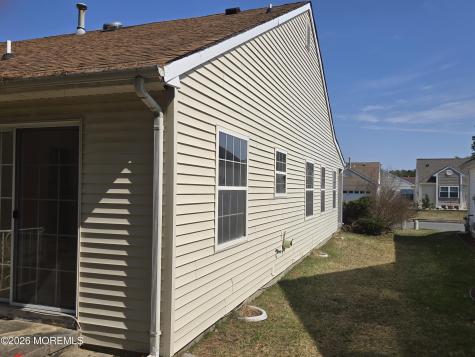 17 Trent Drive Toms River NJ 08757