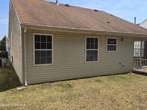17 Trent Drive Toms River NJ 08757