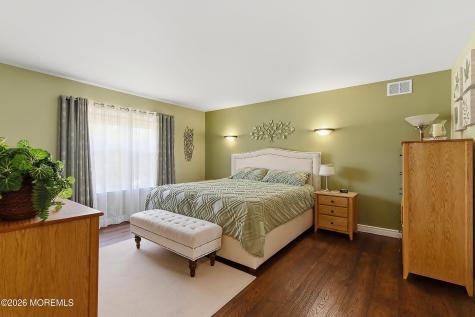 184 Barracuda Road Manahawkin NJ 08050