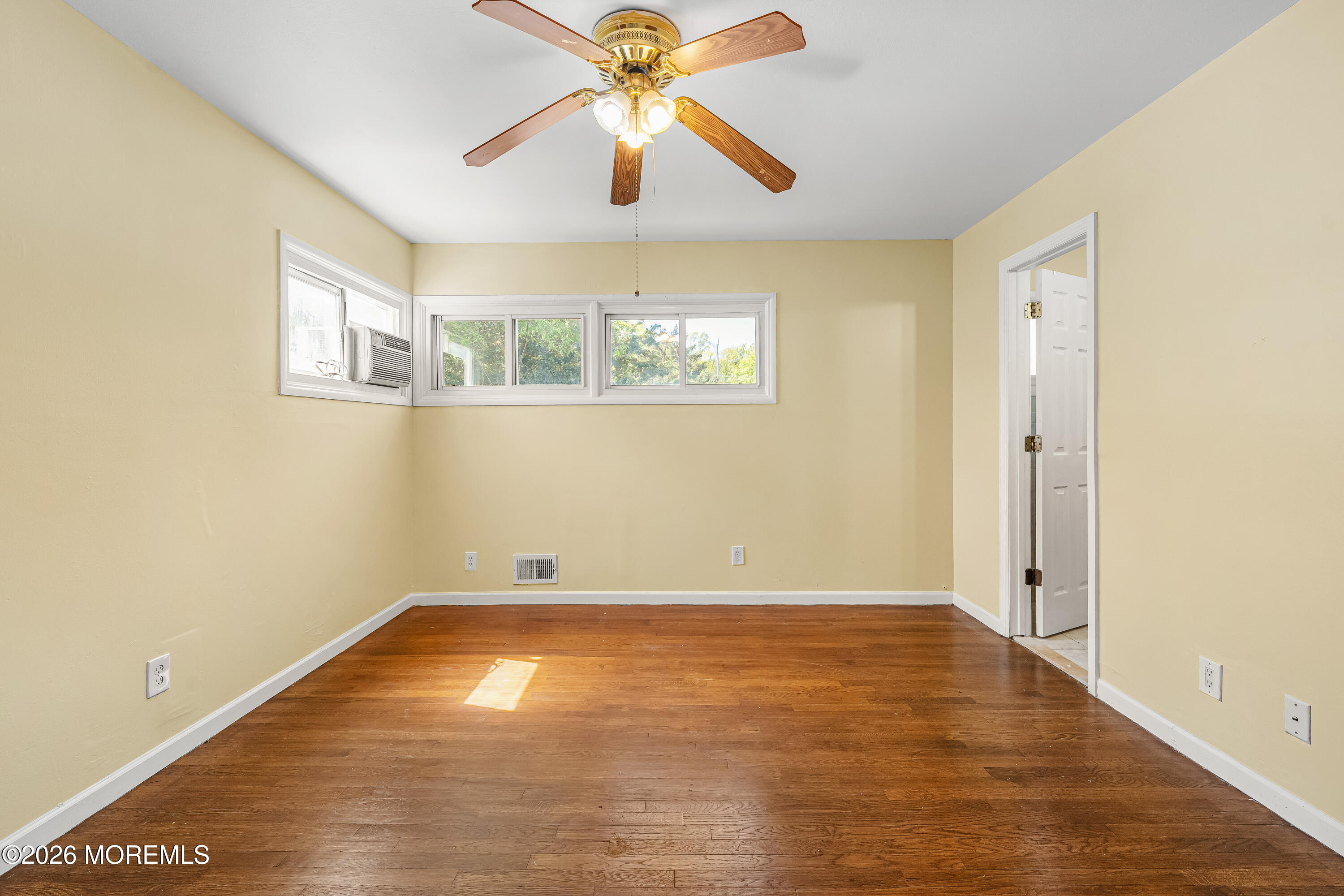 34 Princeton Road Parlin NJ 08859