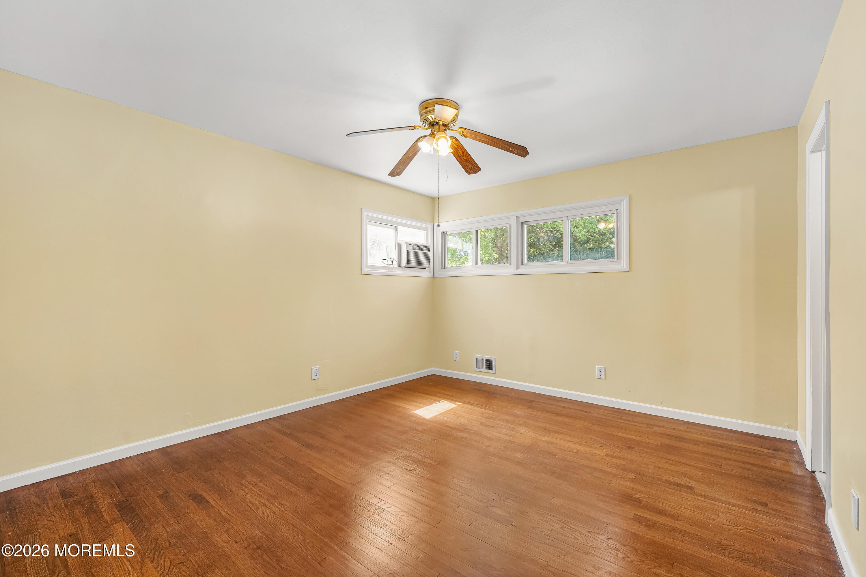 34 Princeton Road Parlin NJ 08859