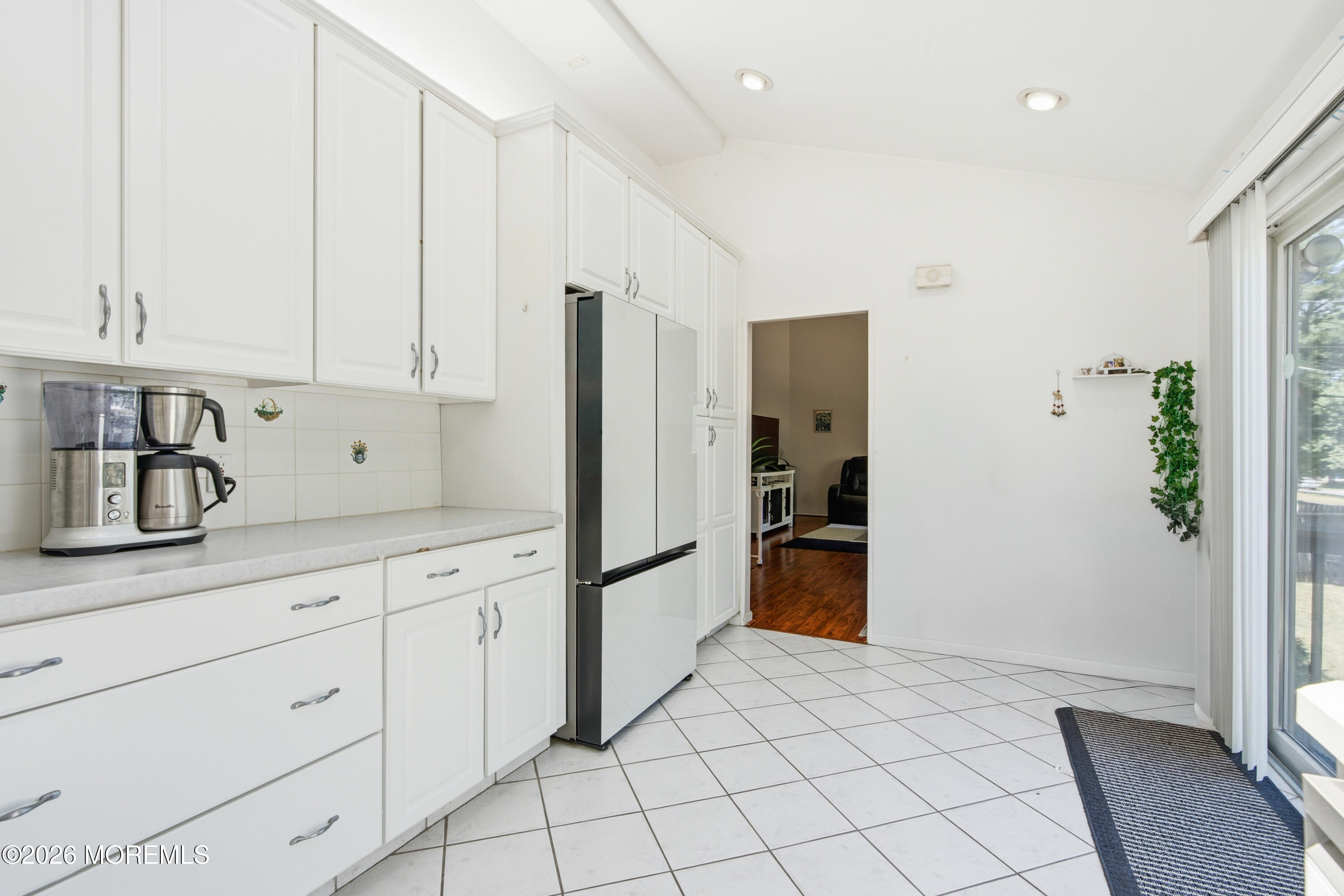 203 Central Avenue Edison NJ 08817