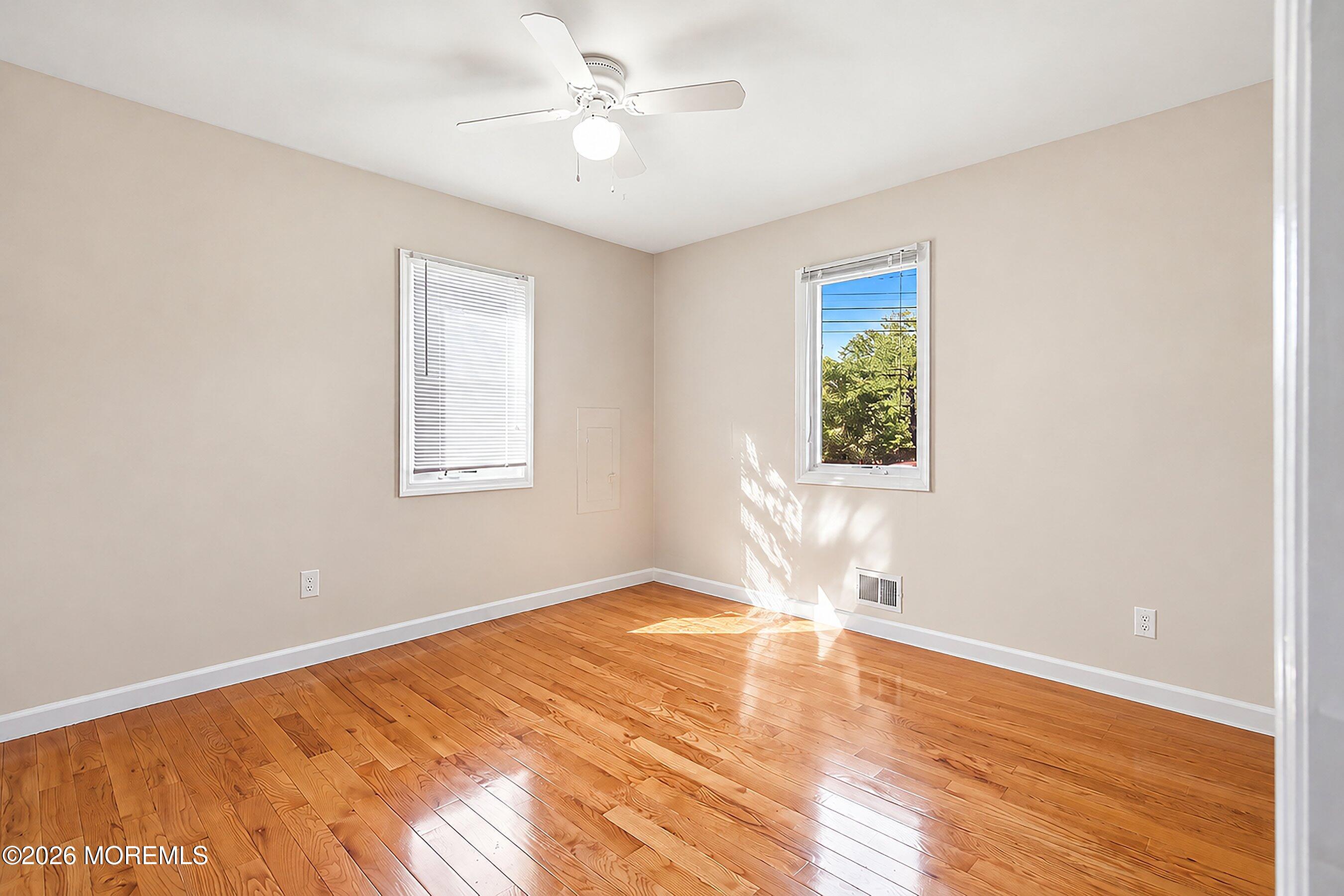 1417 Anchor Avenue Beachwood NJ 08722
