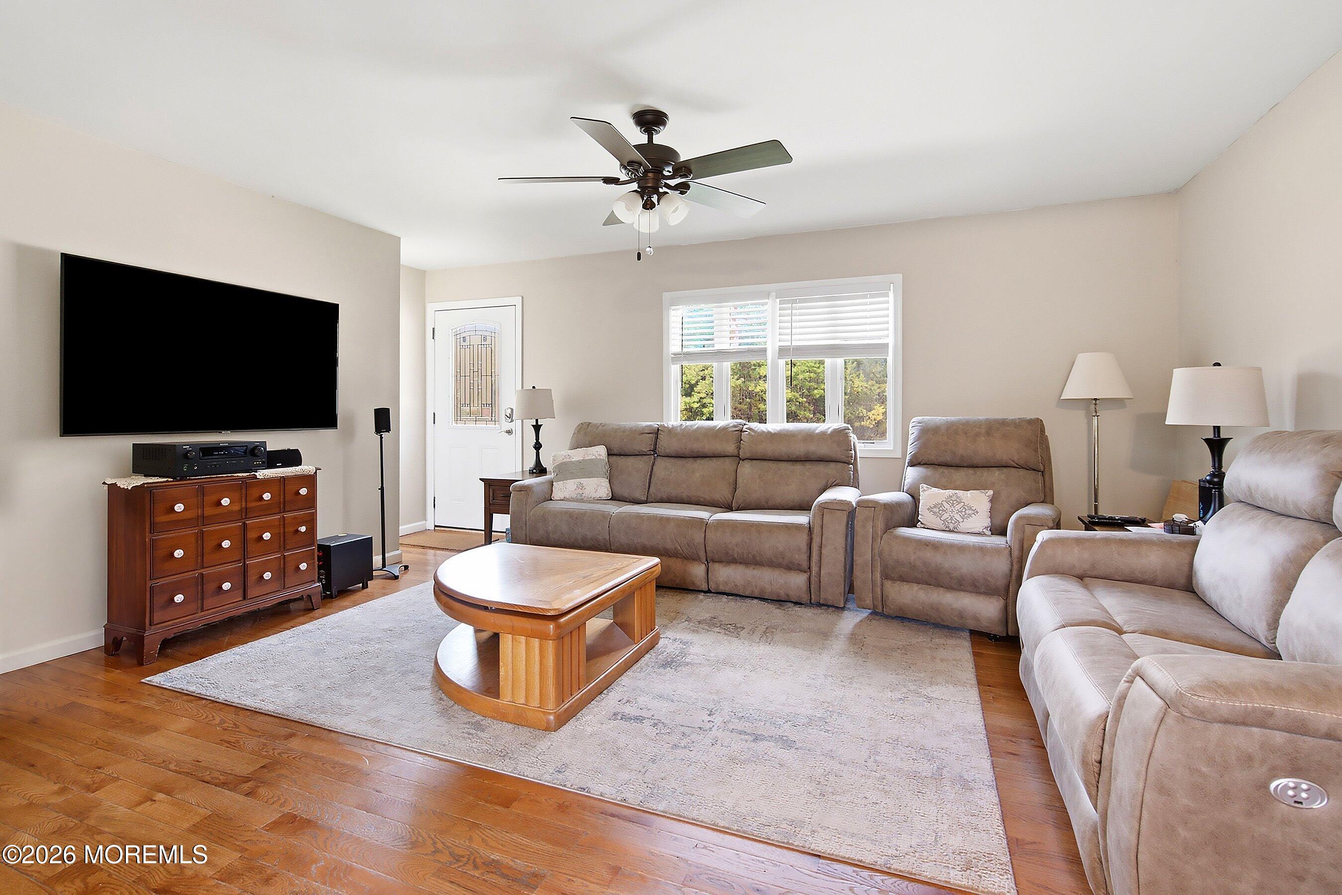 1417 Anchor Avenue Beachwood NJ 08722
