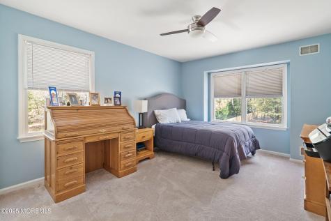 39 Ivy Court Bayville NJ 08721