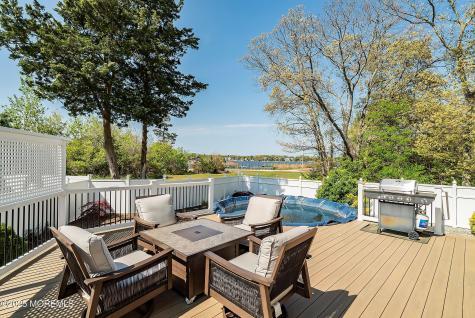 39 Ivy Court Bayville NJ 08721