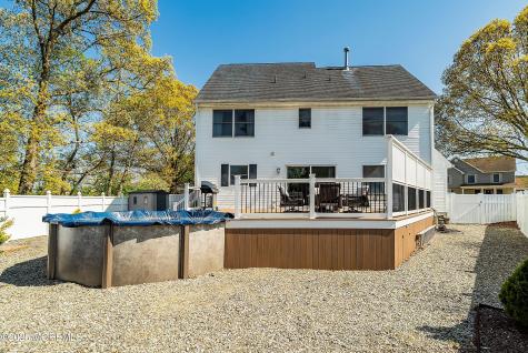 39 Ivy Court Bayville NJ 08721