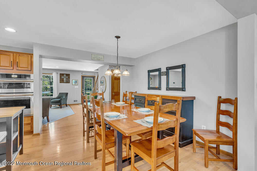 614 Oakwood Avenue Jackson NJ 08527