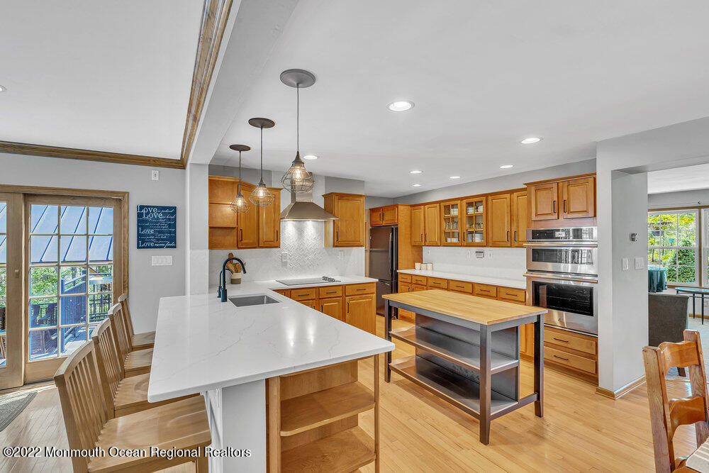 614 Oakwood Avenue Jackson NJ 08527