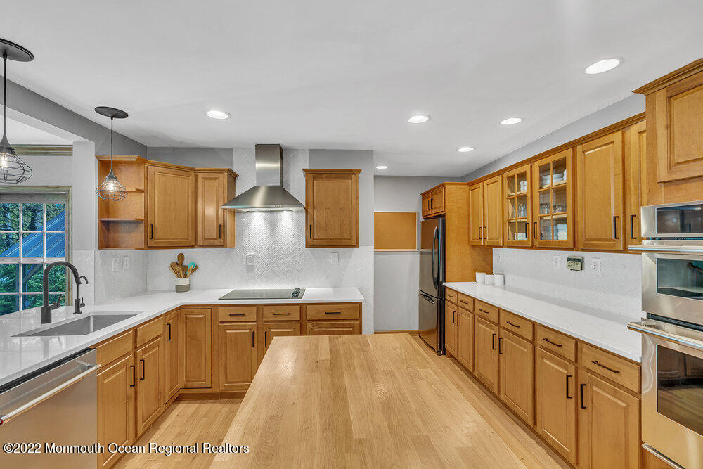 614 Oakwood Avenue Jackson NJ 08527