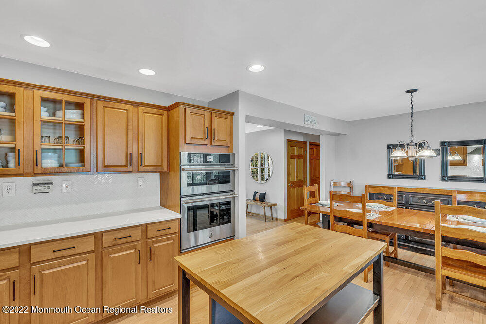 614 Oakwood Avenue Jackson NJ 08527