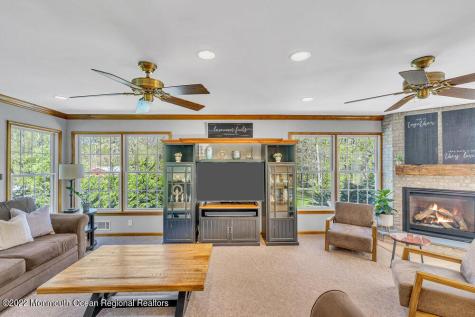 614 Oakwood Avenue Jackson NJ 08527