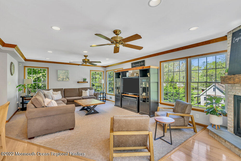 614 Oakwood Avenue Jackson NJ 08527