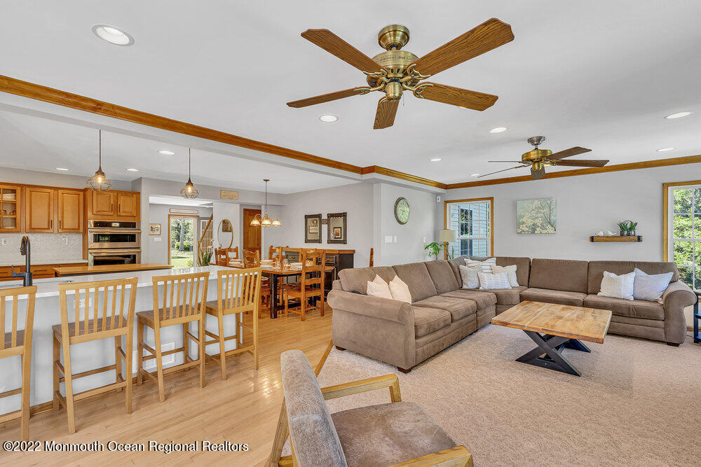 614 Oakwood Avenue Jackson NJ 08527