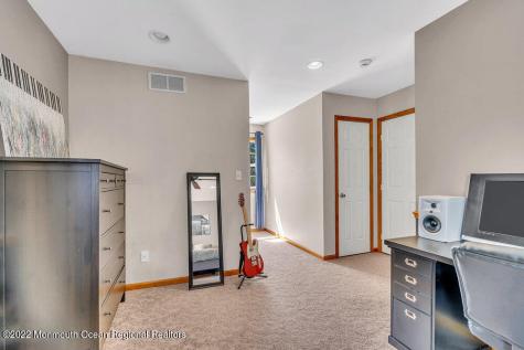 614 Oakwood Avenue Jackson NJ 08527