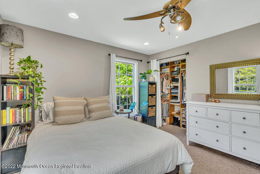 614 Oakwood Avenue Jackson NJ 08527