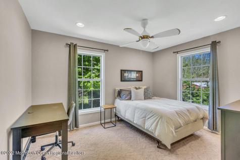 614 Oakwood Avenue Jackson NJ 08527