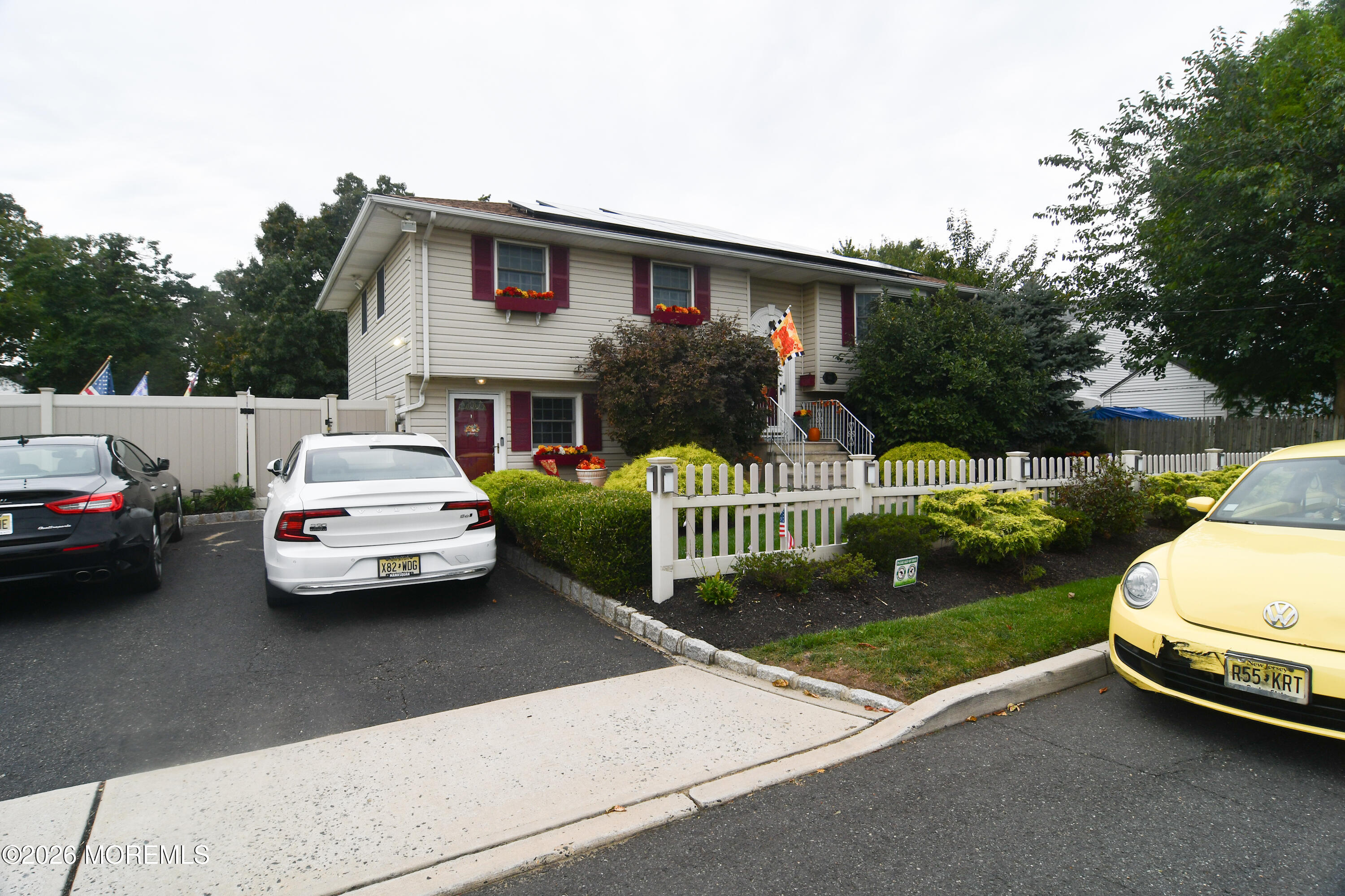 902 10th Street Union Beach NJ 07735