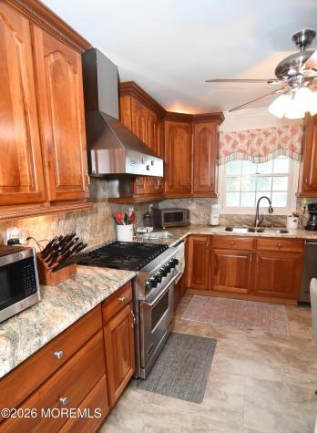 902 10th Street Union Beach NJ 07735