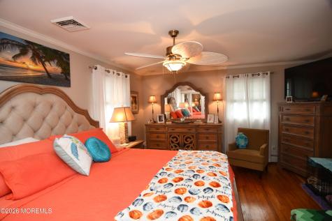902 10th Street Union Beach NJ 07735