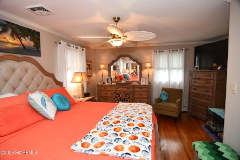 902 10th Street Union Beach NJ 07735