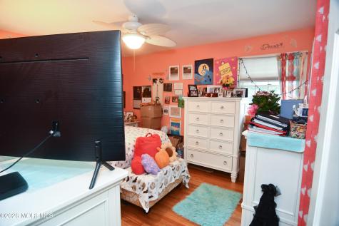 902 10th Street Union Beach NJ 07735