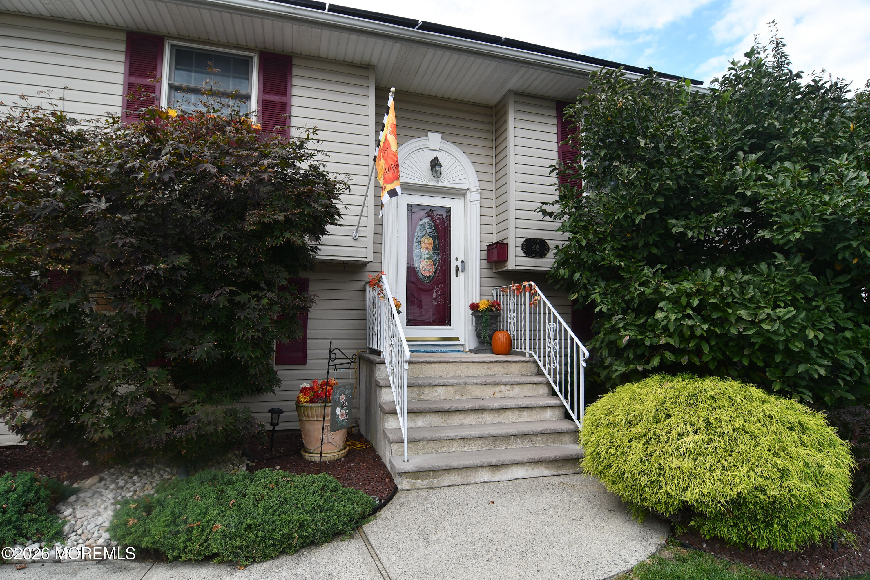 902 10th Street Union Beach NJ 07735