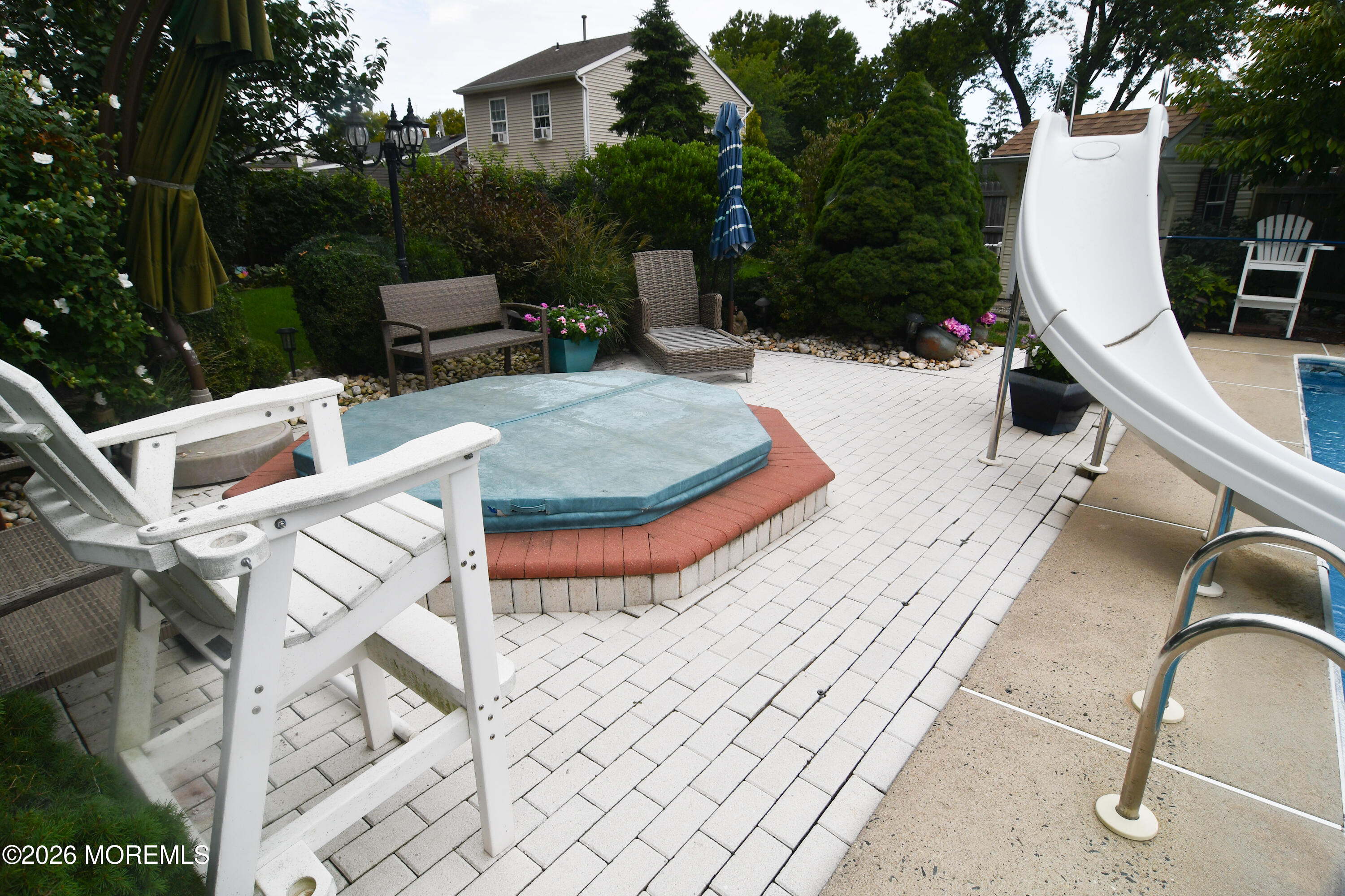 902 10th Street Union Beach NJ 07735