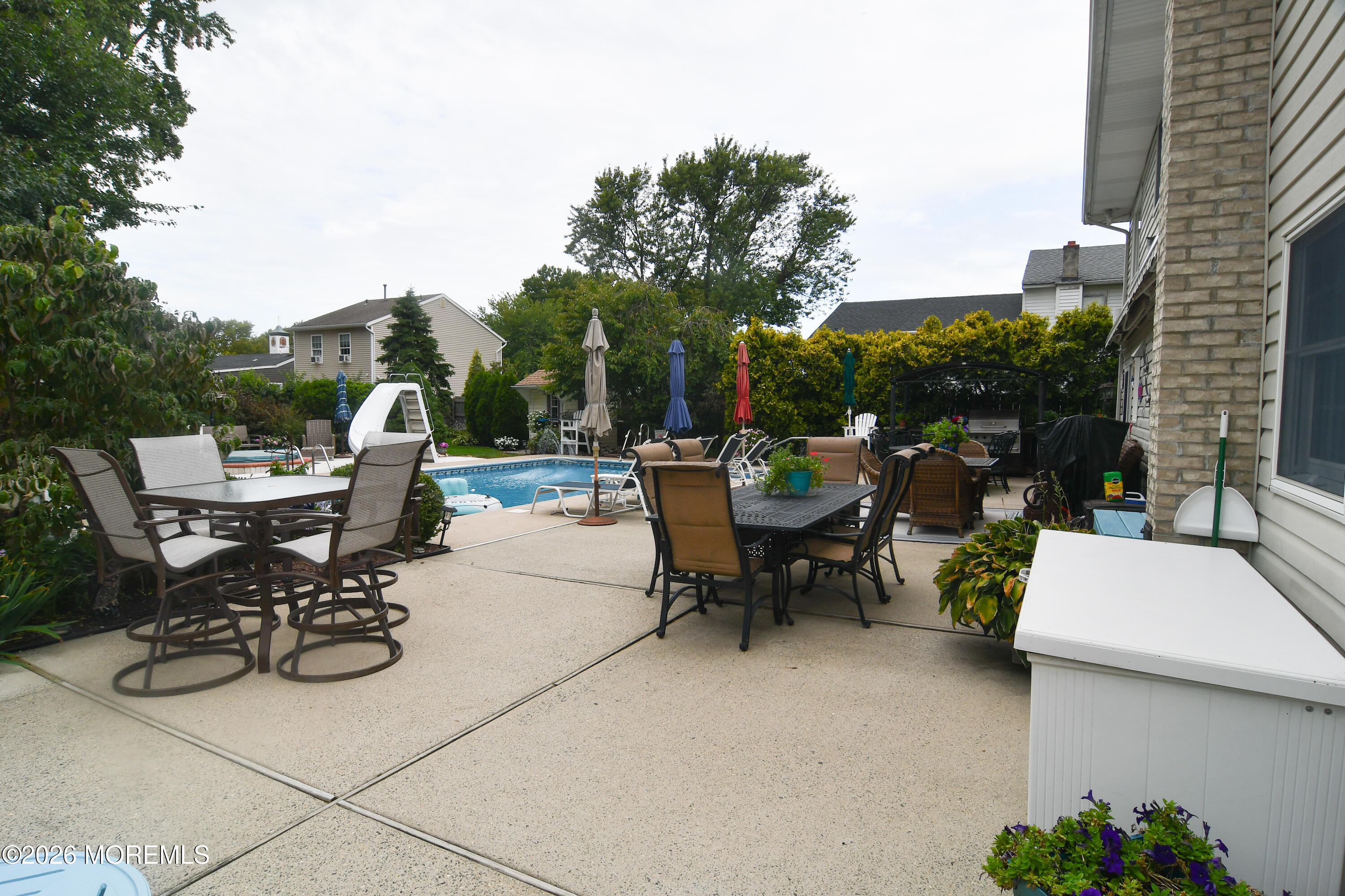 902 10th Street Union Beach NJ 07735