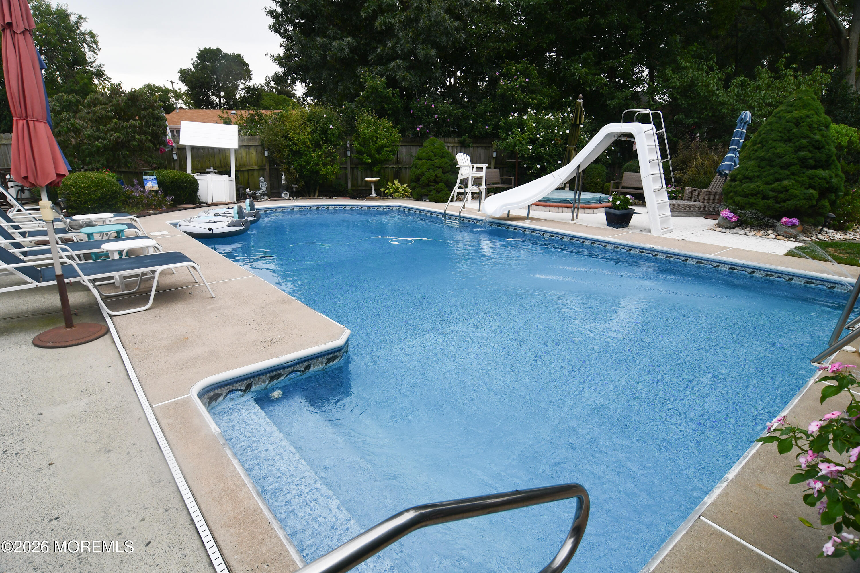 902 10th Street Union Beach NJ 07735